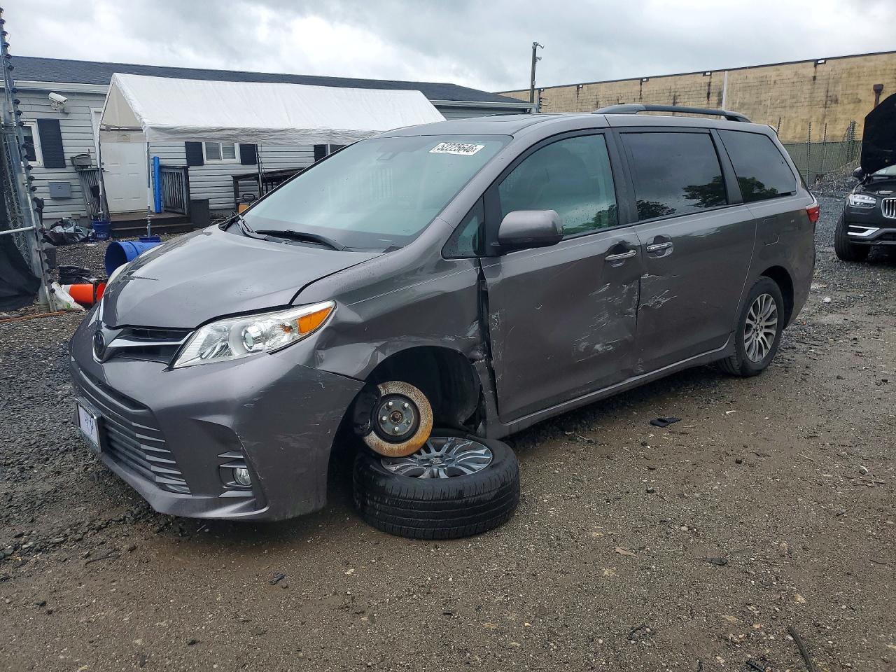 2020 TOYOTA SIENNA