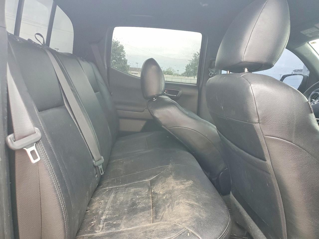 2019 TOYOTA TACOMA