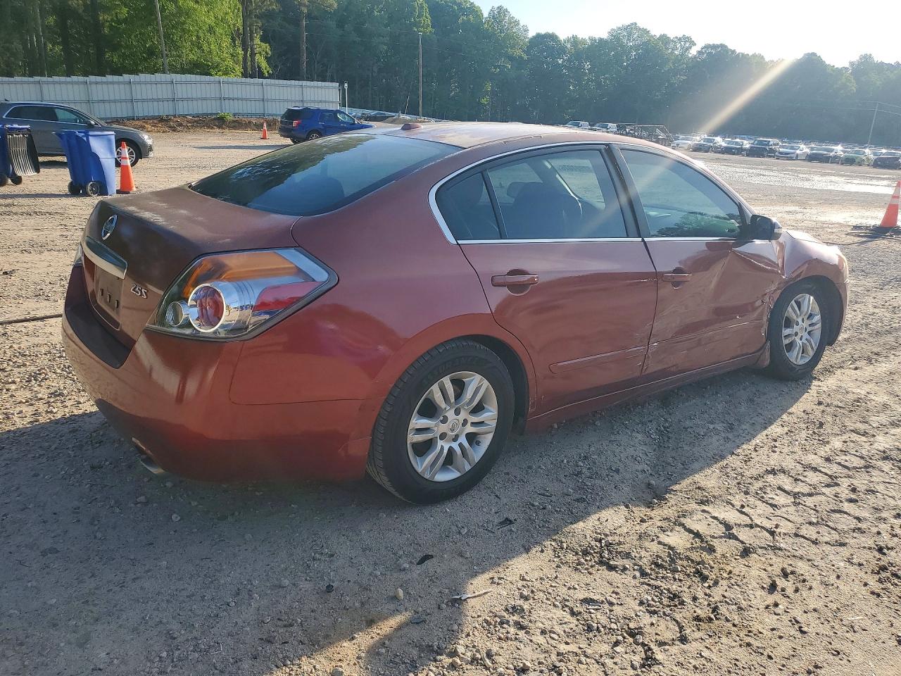 2010 NISSAN ALTIMA