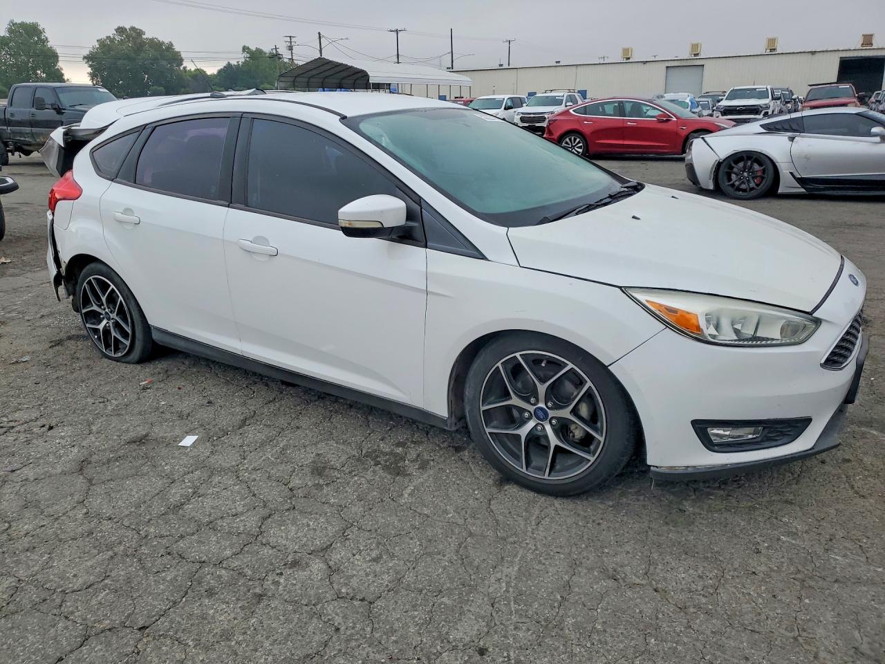2017 FORD FOCUS