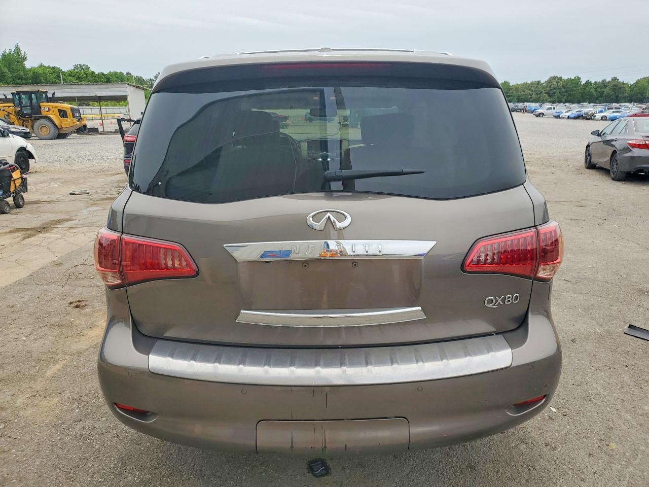 2016 INFINITI QX80
