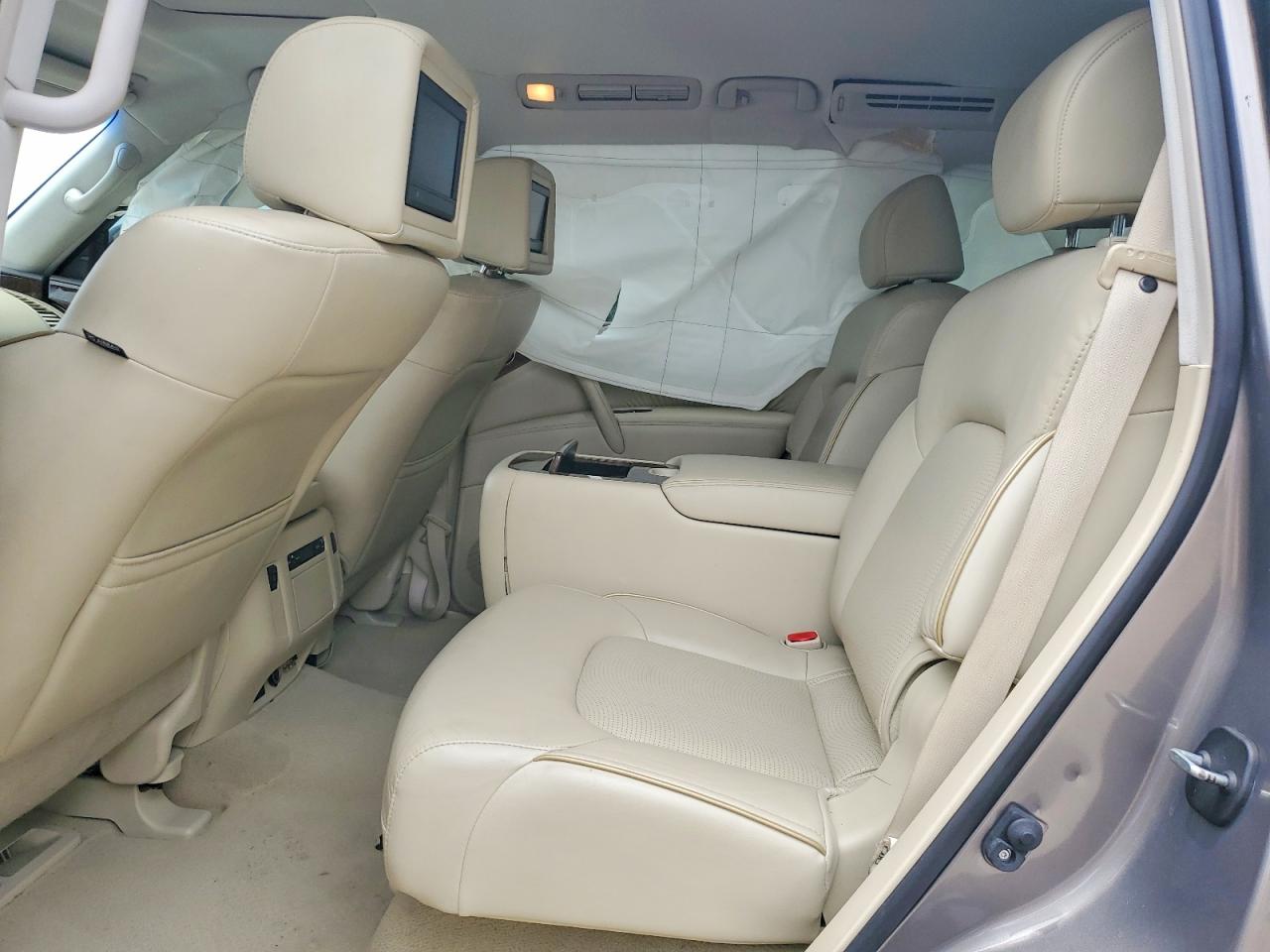 2016 INFINITI QX80