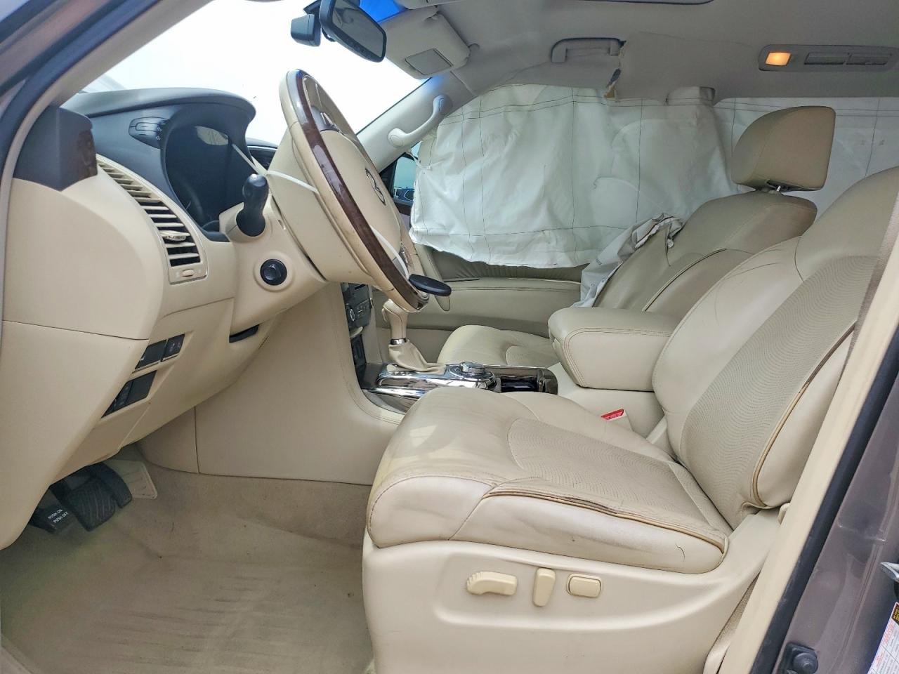 2016 INFINITI QX80