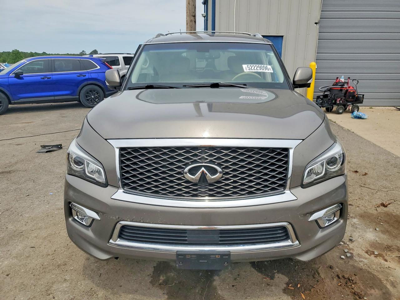 2016 INFINITI QX80