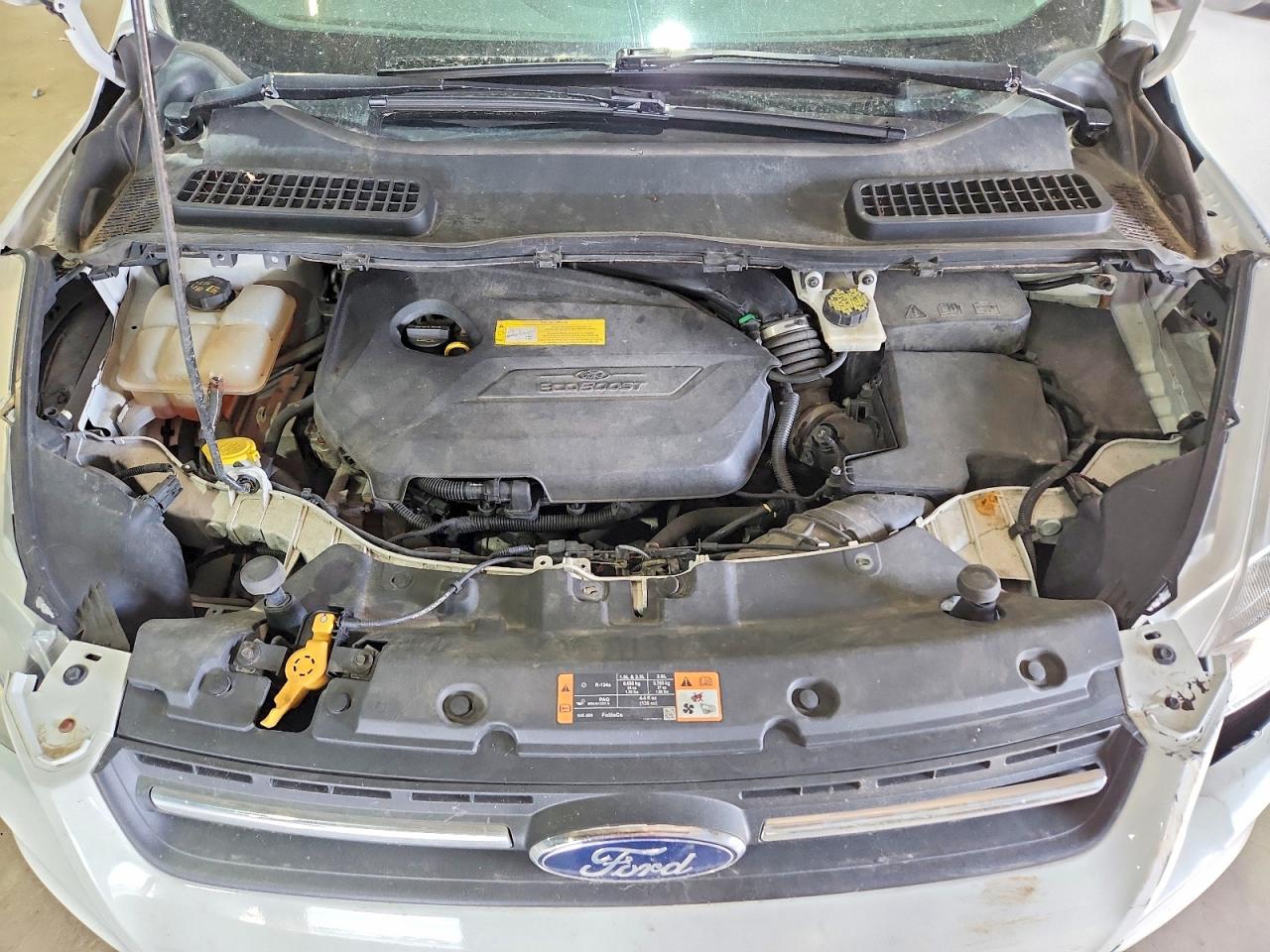 2016 FORD ESCAPE