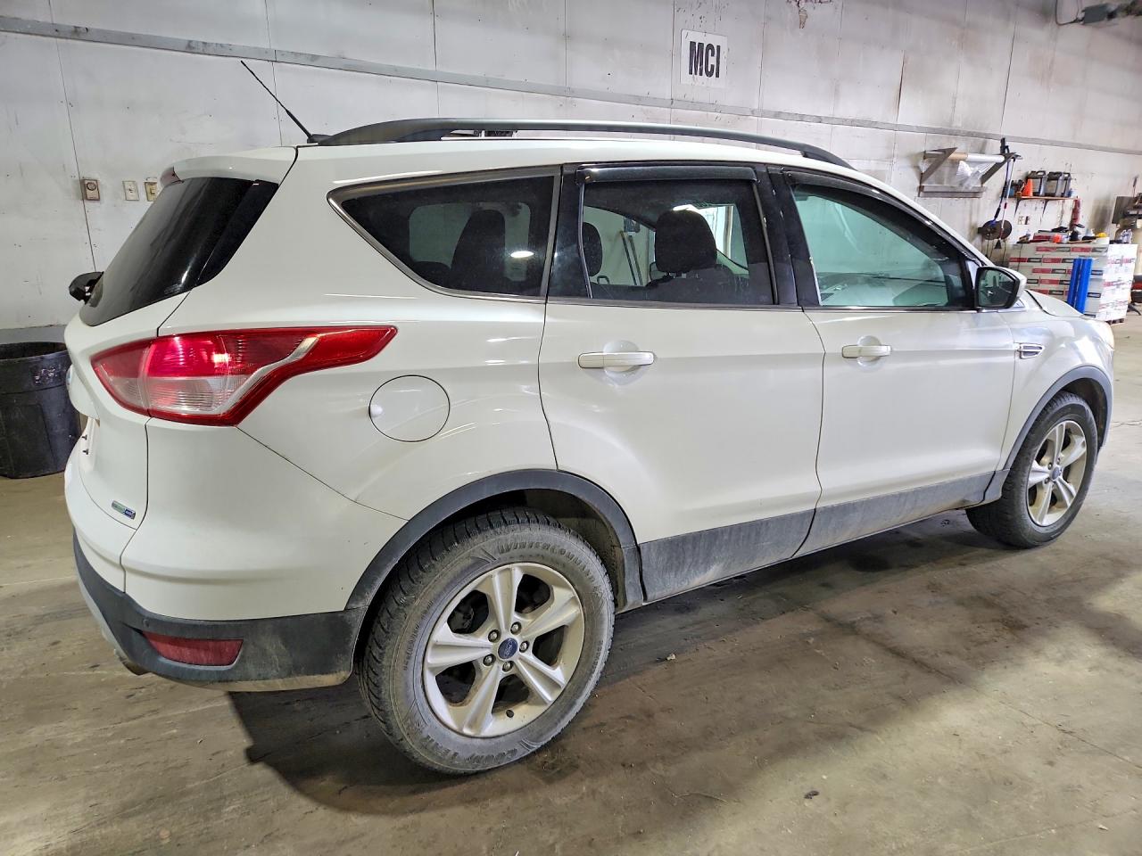 2016 FORD ESCAPE