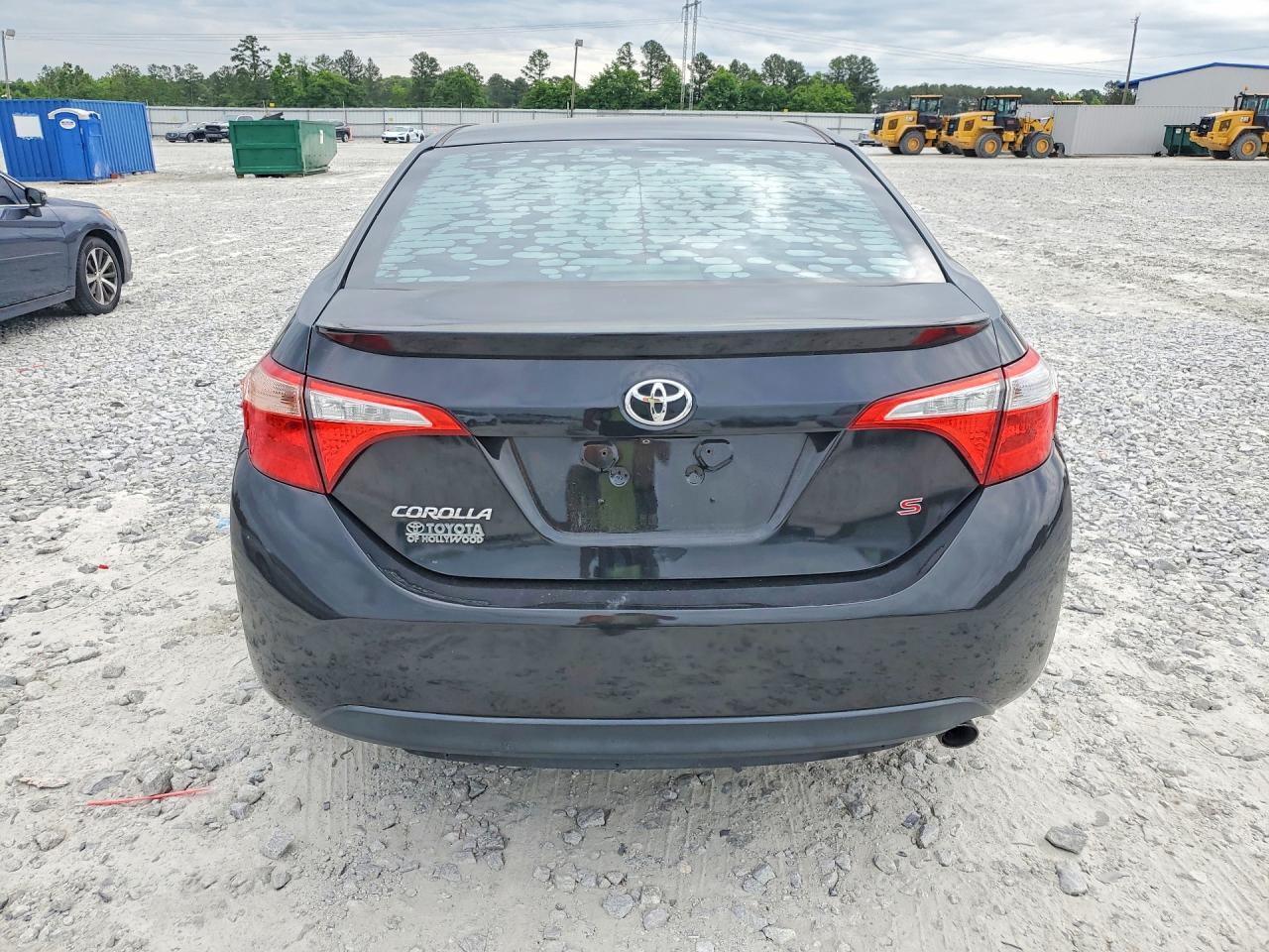 2015 TOYOTA COROLLA