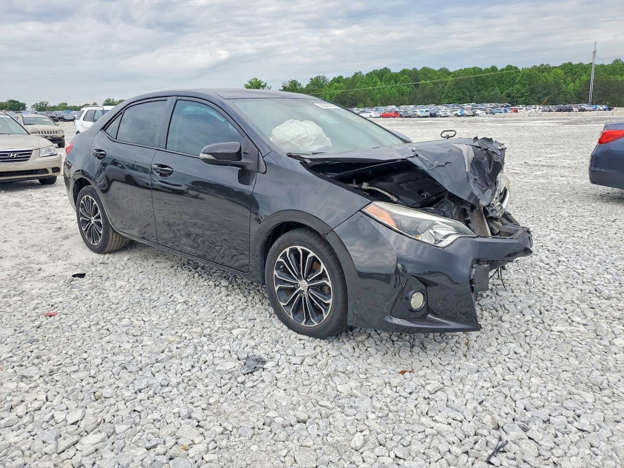 2015 TOYOTA COROLLA