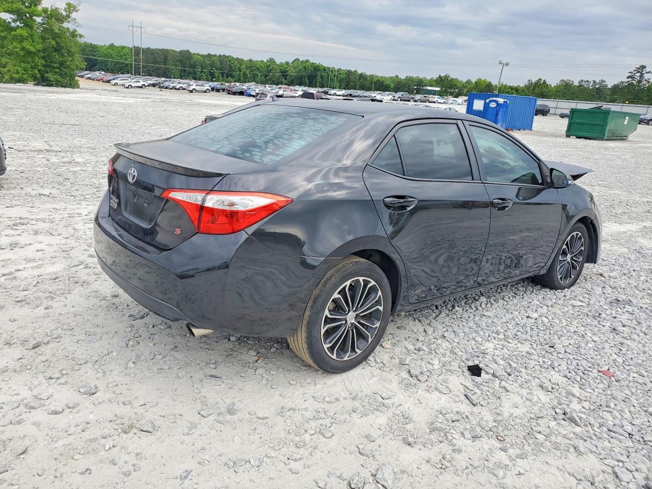 2015 TOYOTA COROLLA
