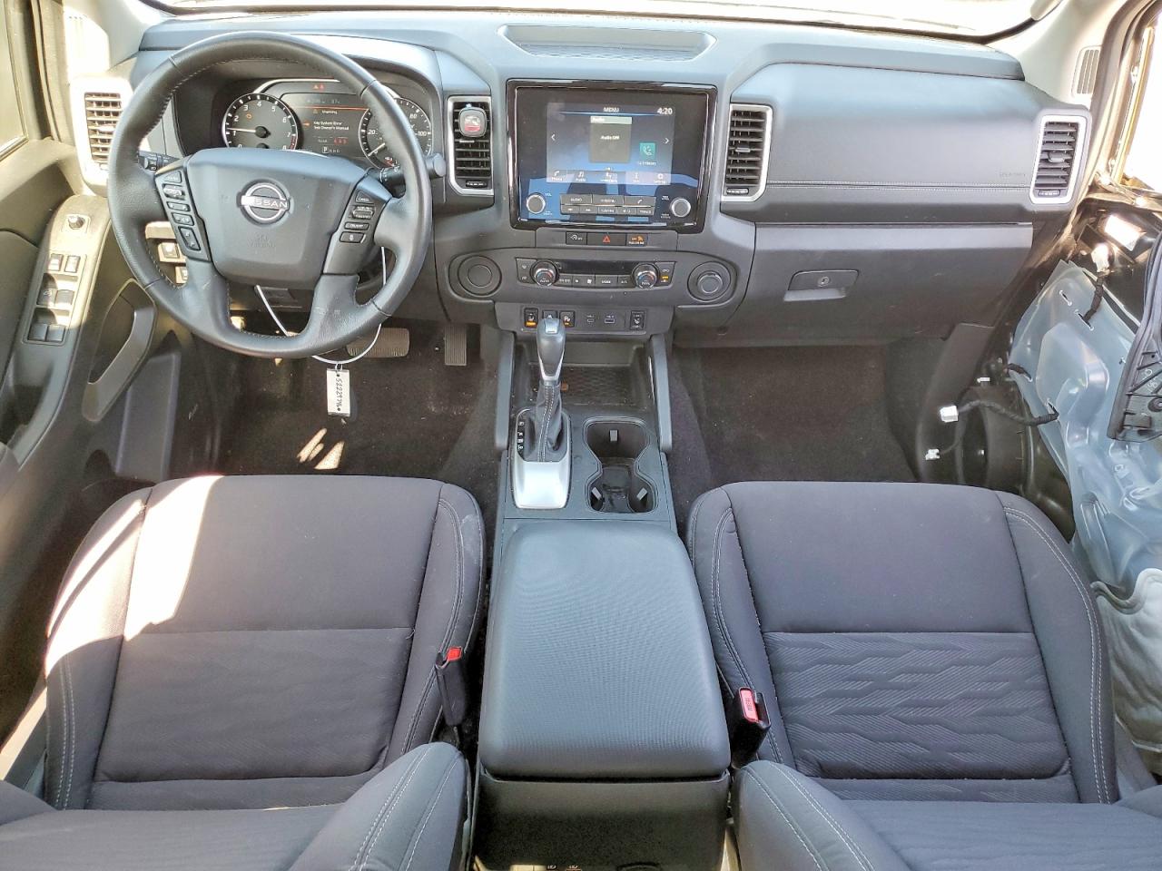 2024 NISSAN FRONTIER