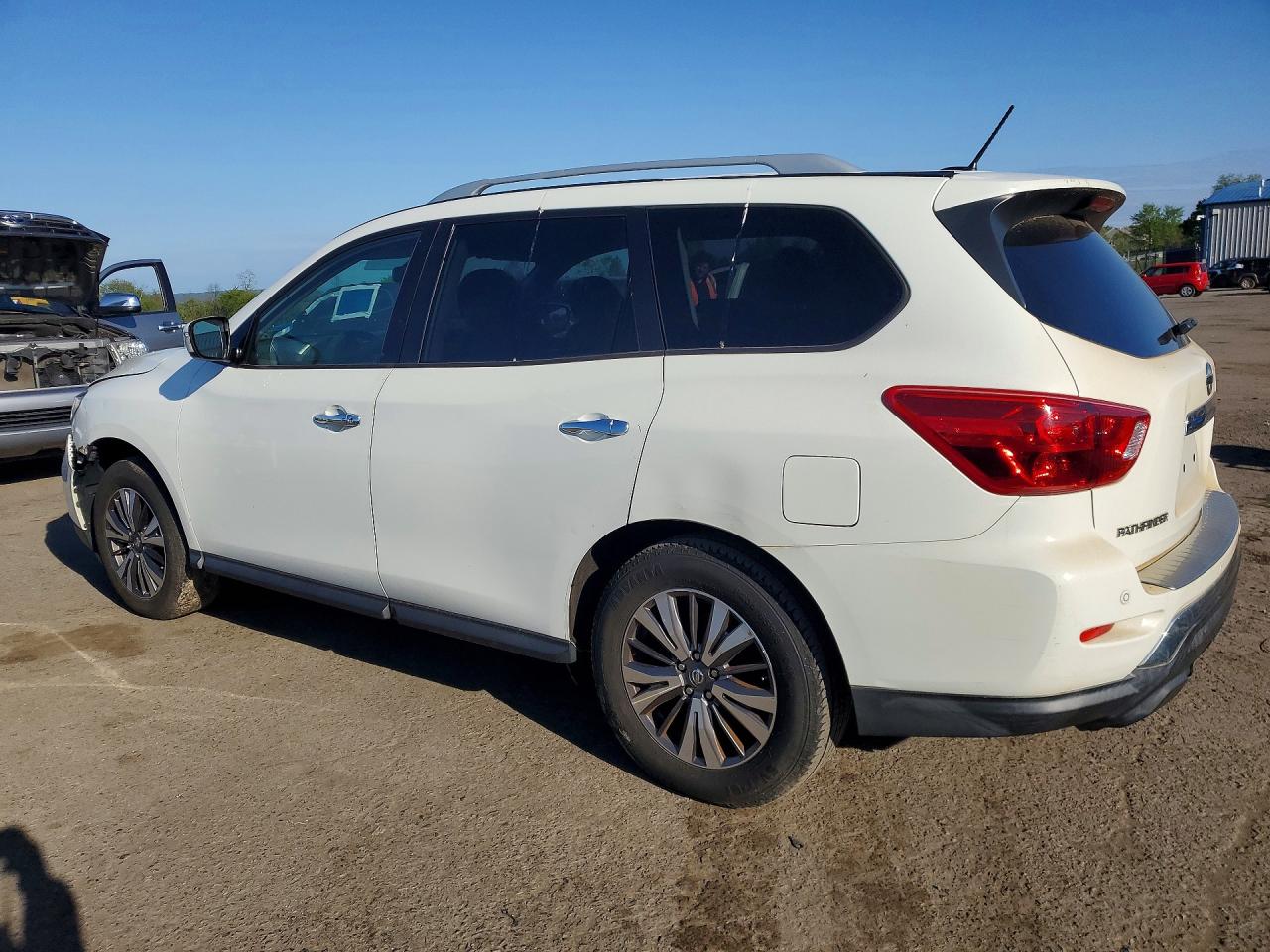 2018 NISSAN PATHFINDER