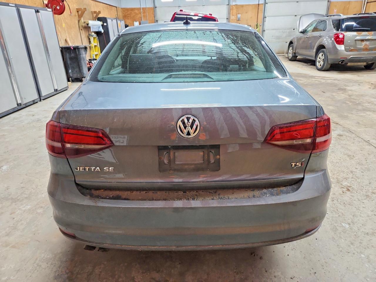 2017 VOLKSWAGEN JETTA