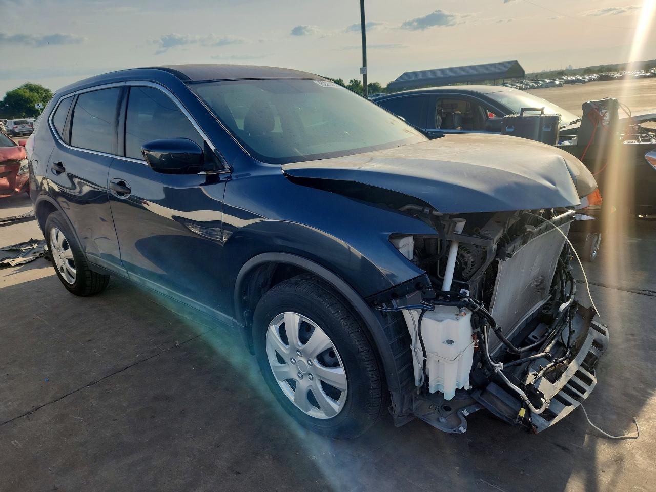 2016 NISSAN ROGUE