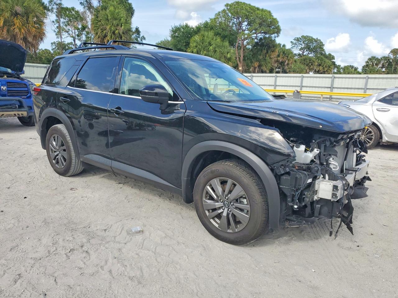 2025 NISSAN PATHFINDER