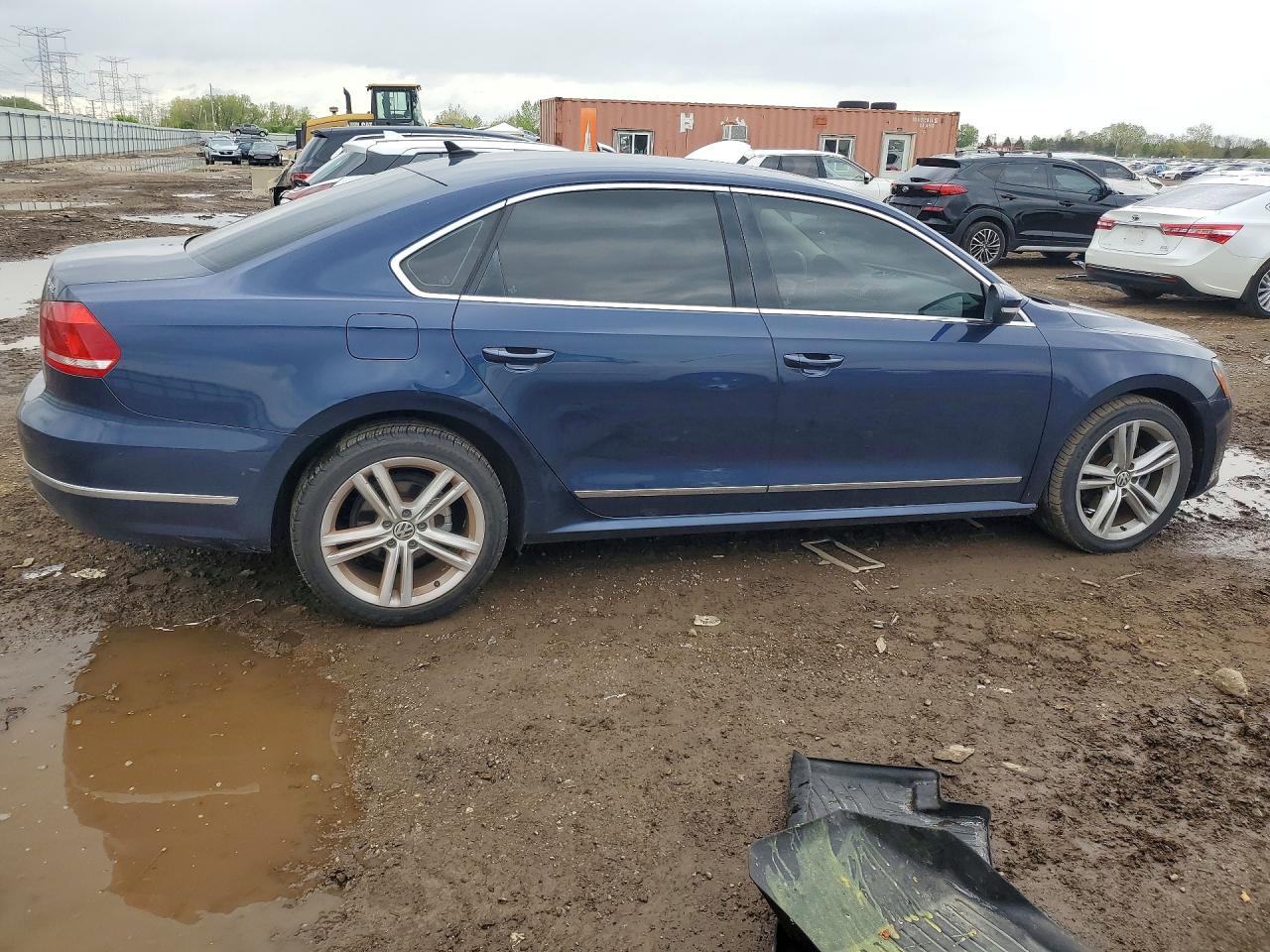 2014 VOLKSWAGEN PASSAT