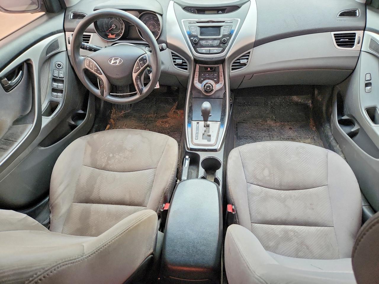 2013 HYUNDAI ELANTRA