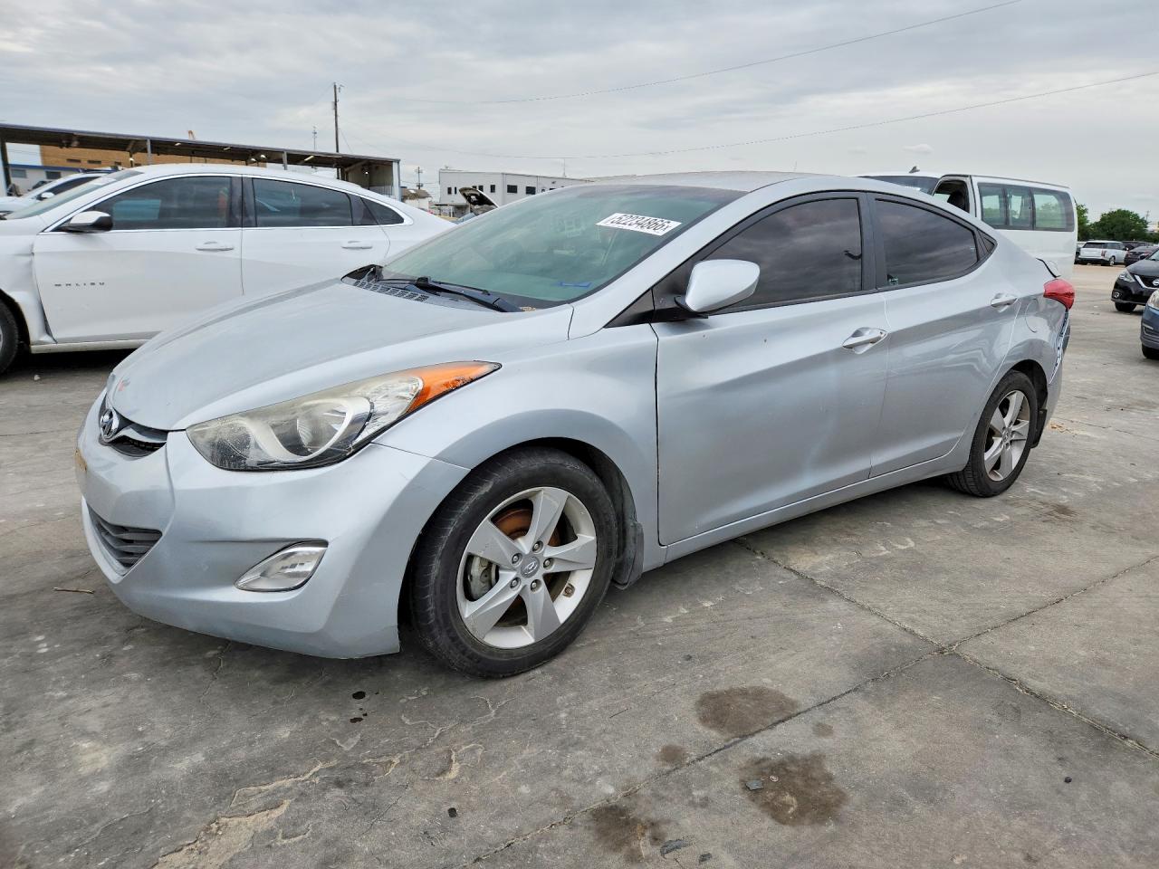 2013 HYUNDAI ELANTRA