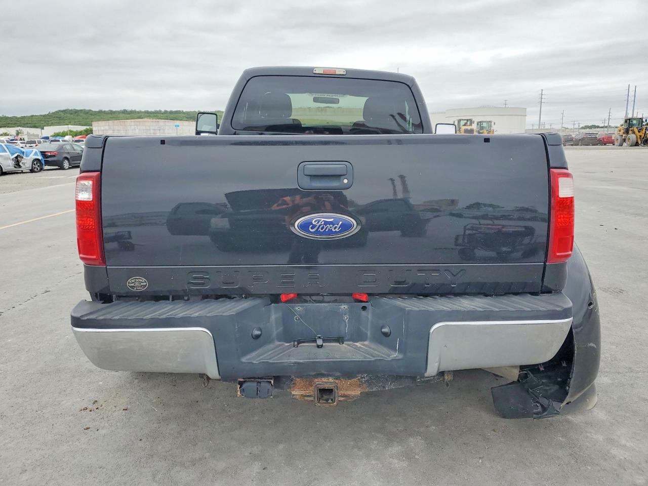 2012 FORD F350