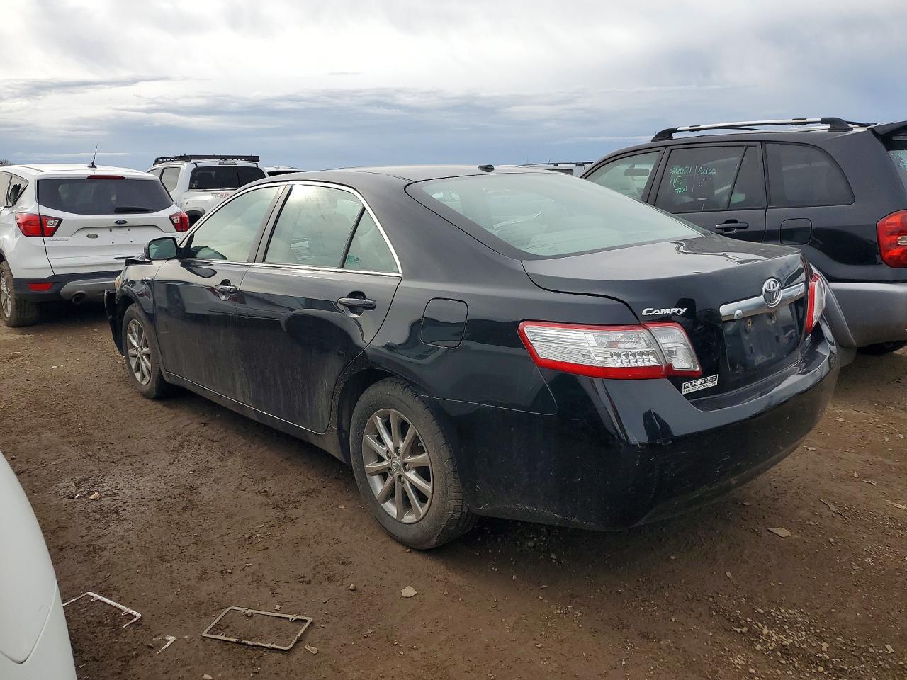 2011 TOYOTA CAMRY