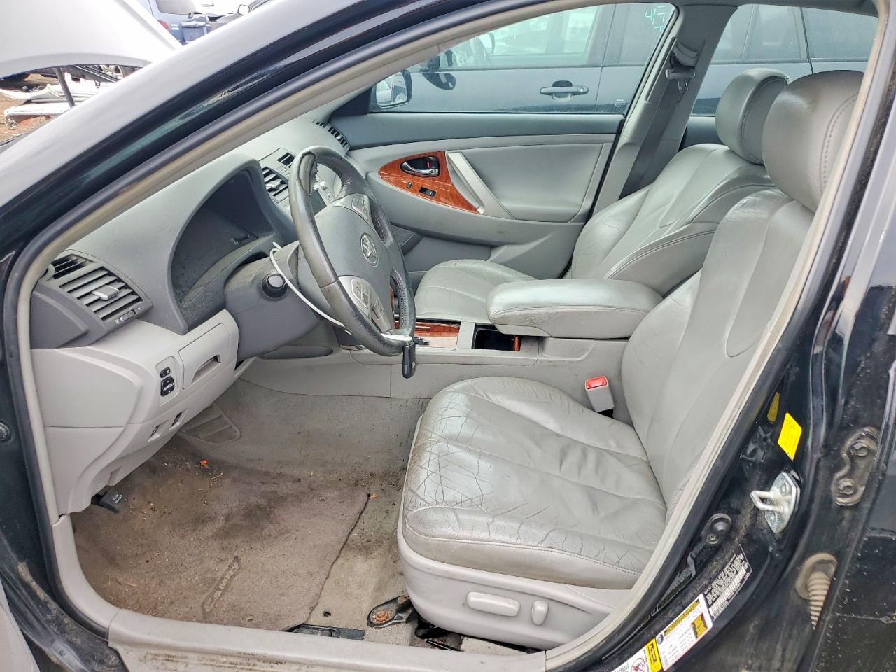 2011 TOYOTA CAMRY