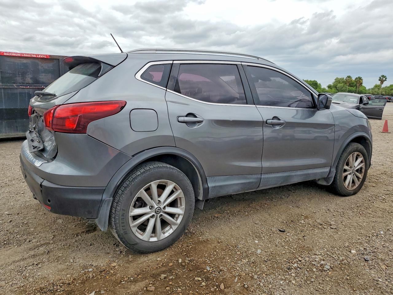 2019 NISSAN ROGUE
