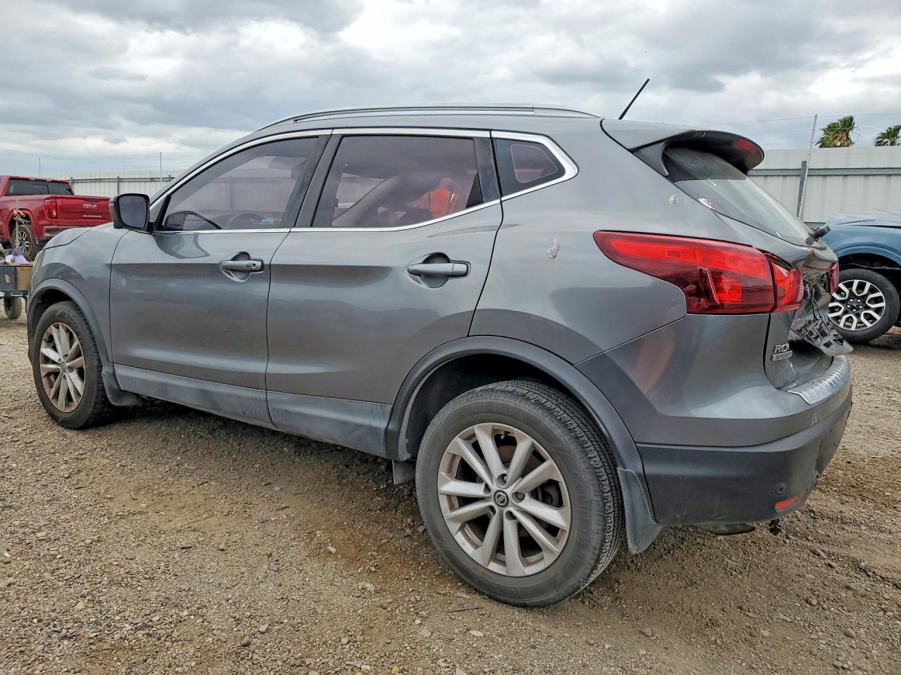 2019 NISSAN ROGUE