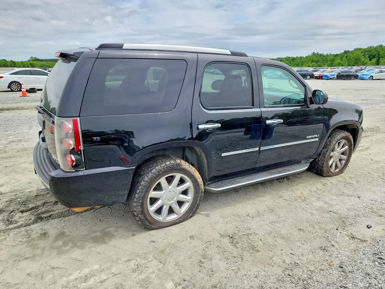 2014 GMC YUKON