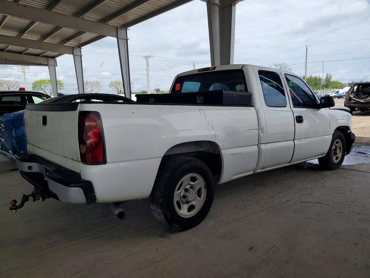 2004 CHEVROLET SILVERADO
