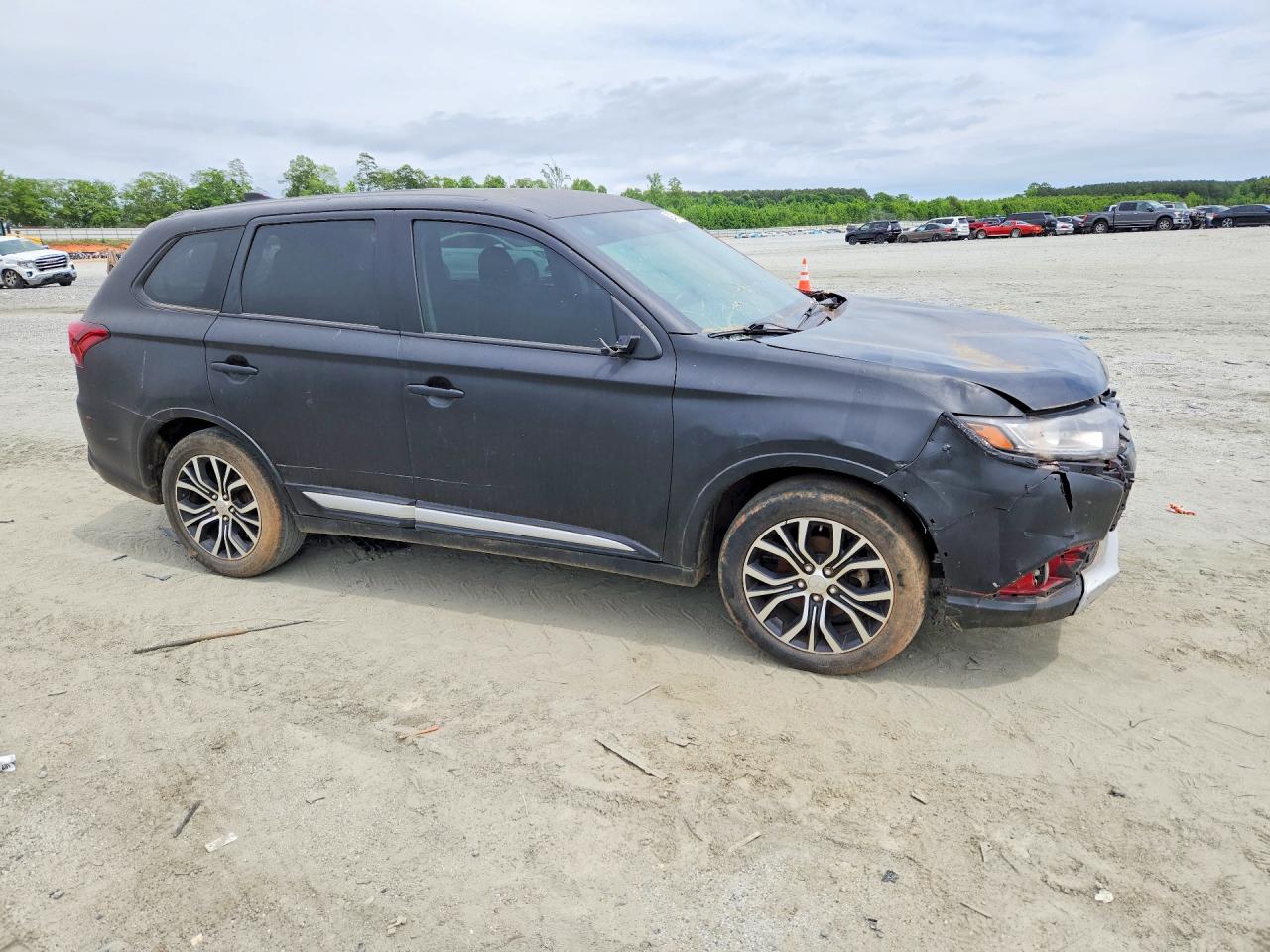 2018 MITSUBISHI OUTLANDER