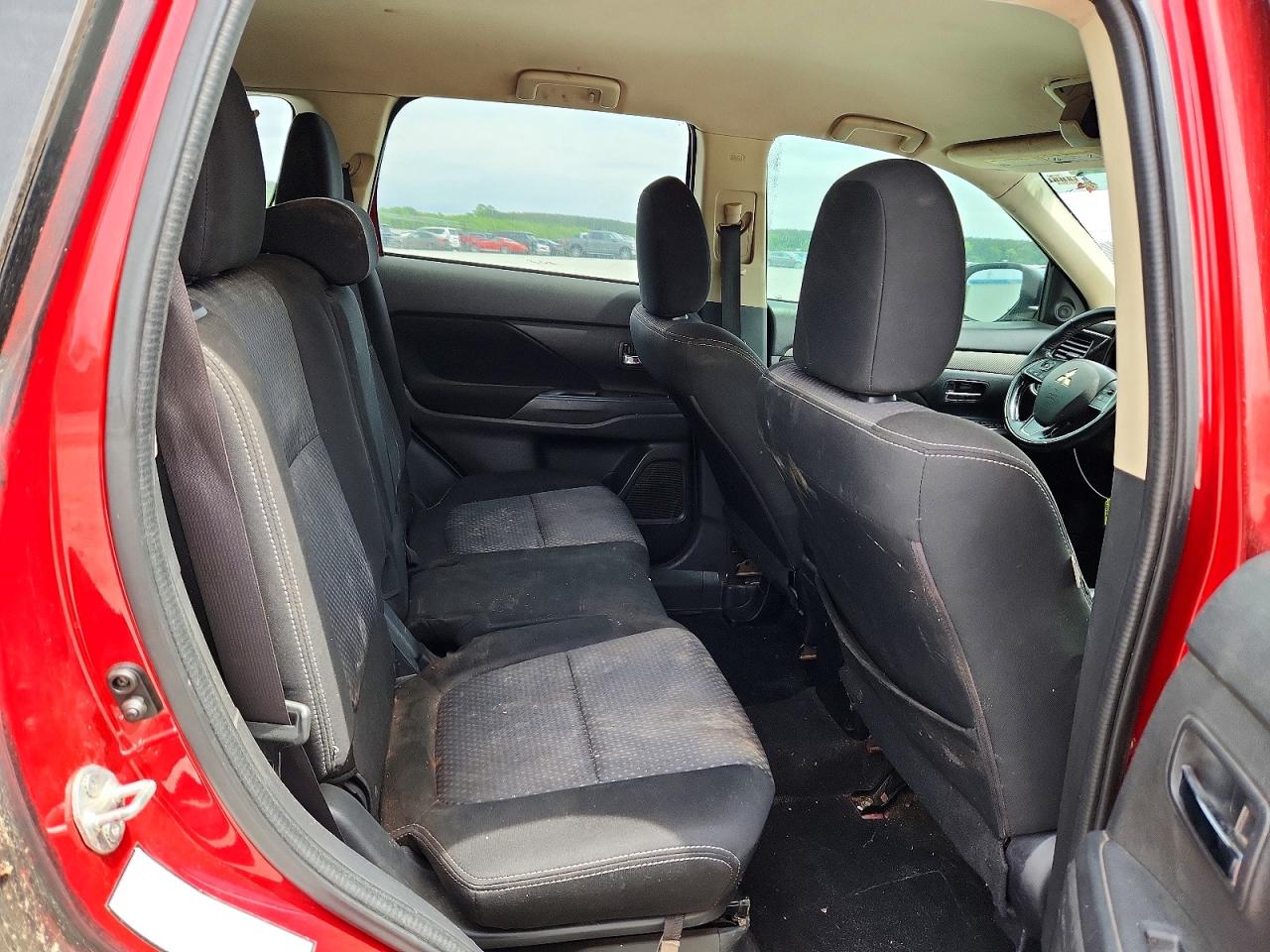 2018 MITSUBISHI OUTLANDER