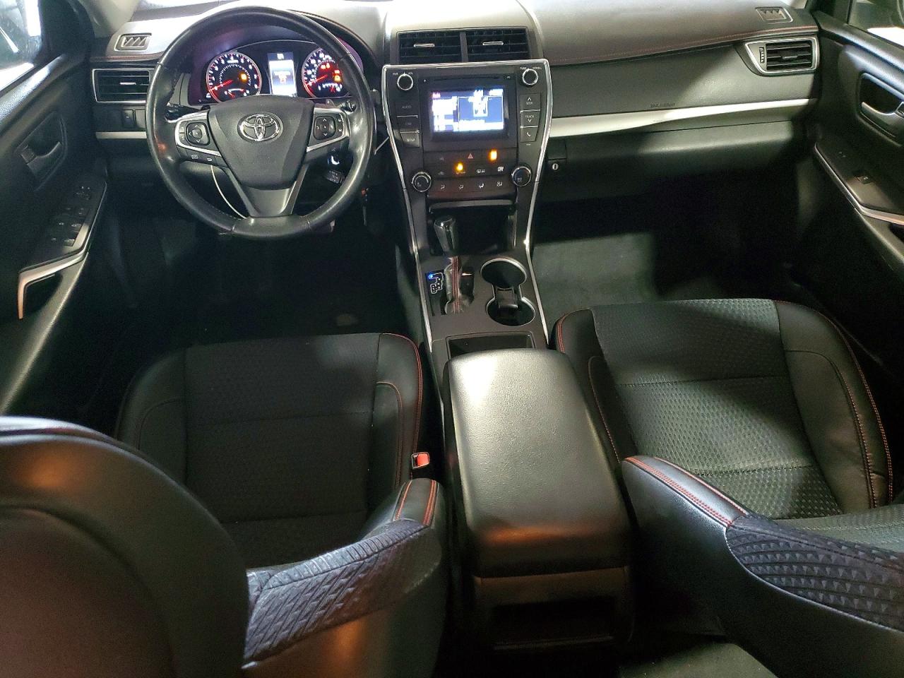 2015 TOYOTA CAMRY