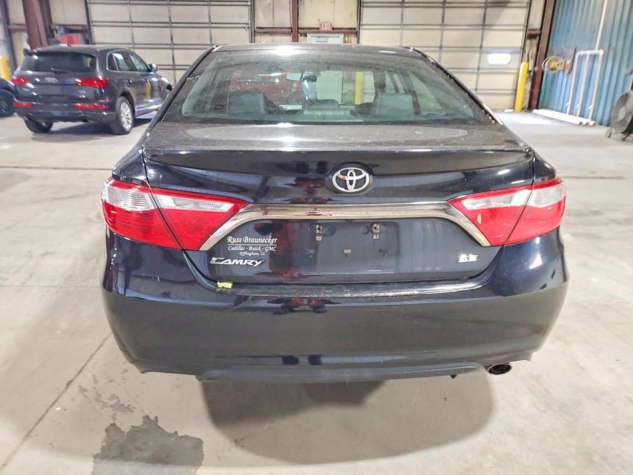 2015 TOYOTA CAMRY