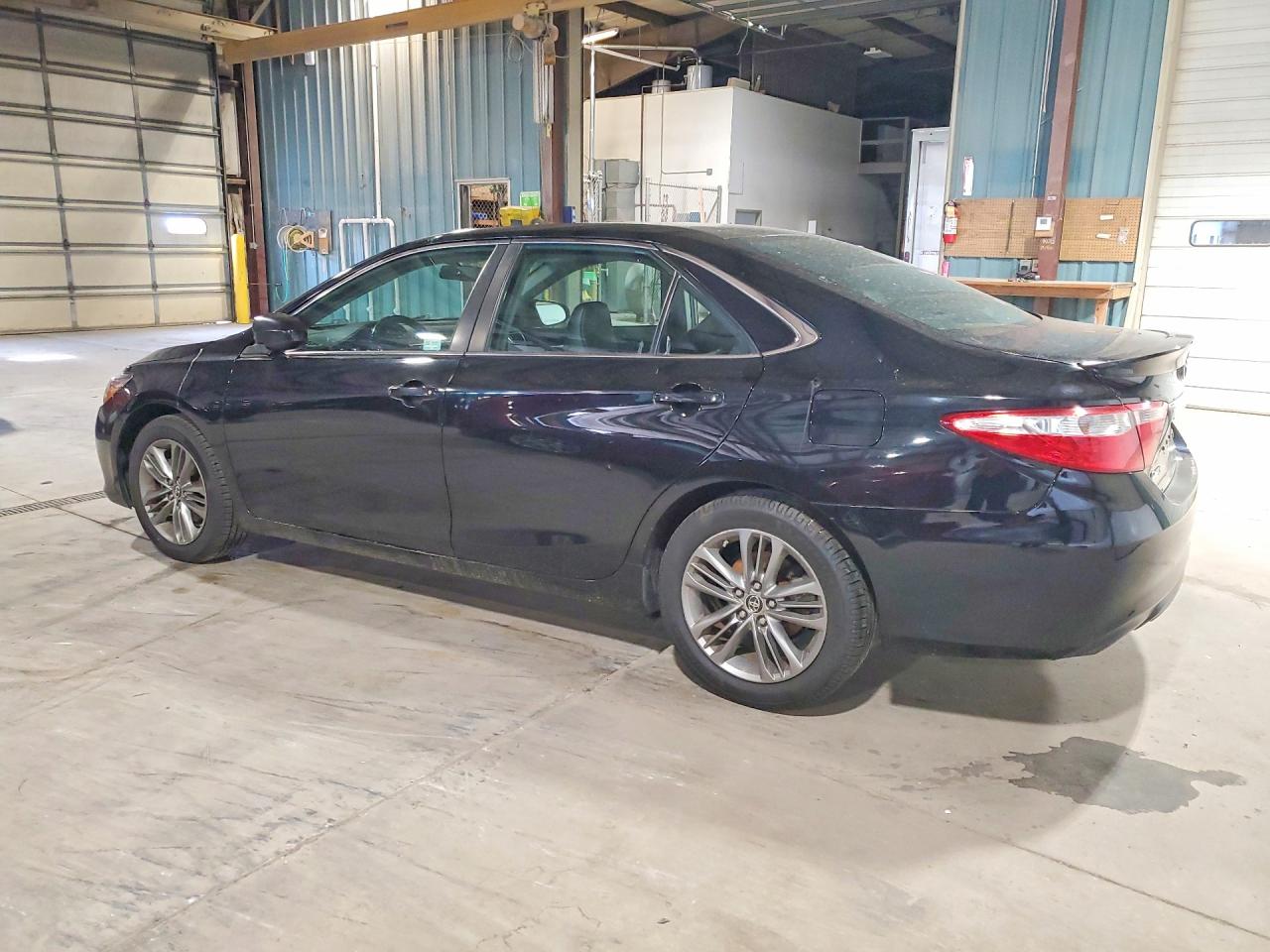 2015 TOYOTA CAMRY