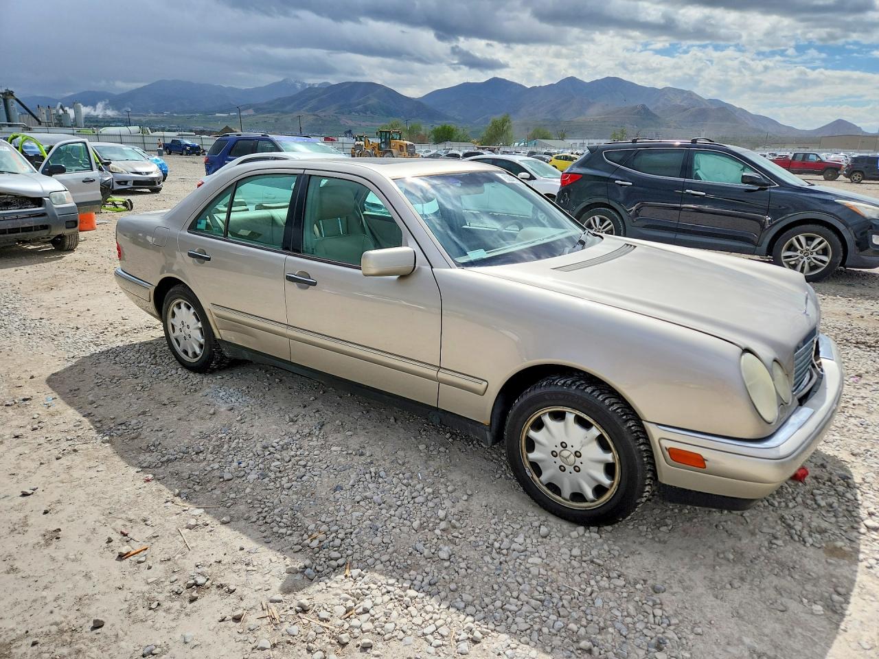 1998 MERCEDES-BENZ E-CLASS
