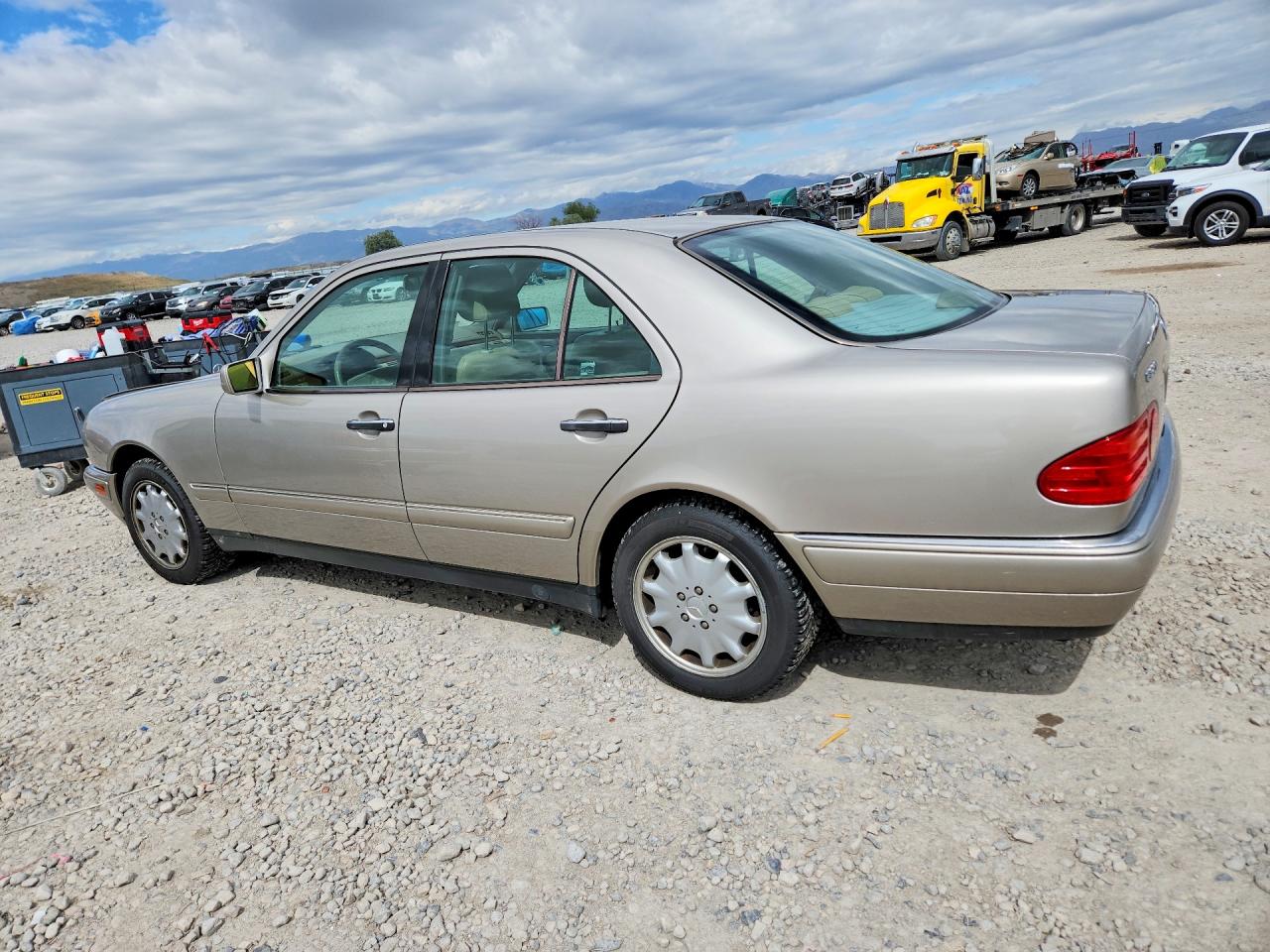 1998 MERCEDES-BENZ E-CLASS