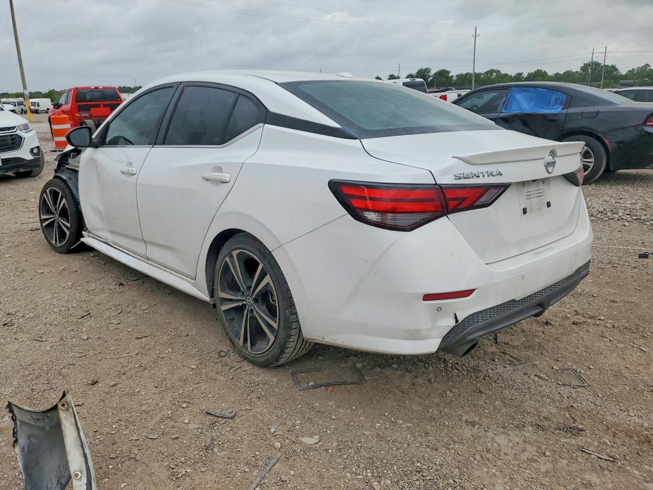 2022 NISSAN SENTRA