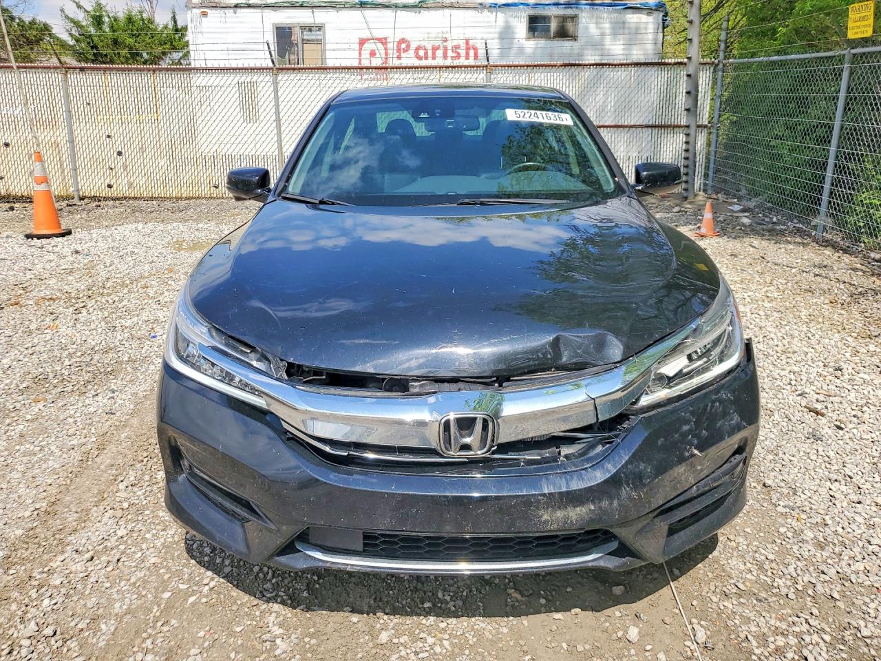 2017 HONDA ACCORD