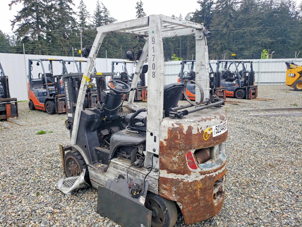 2015 UNICARIERS FORKLIFT