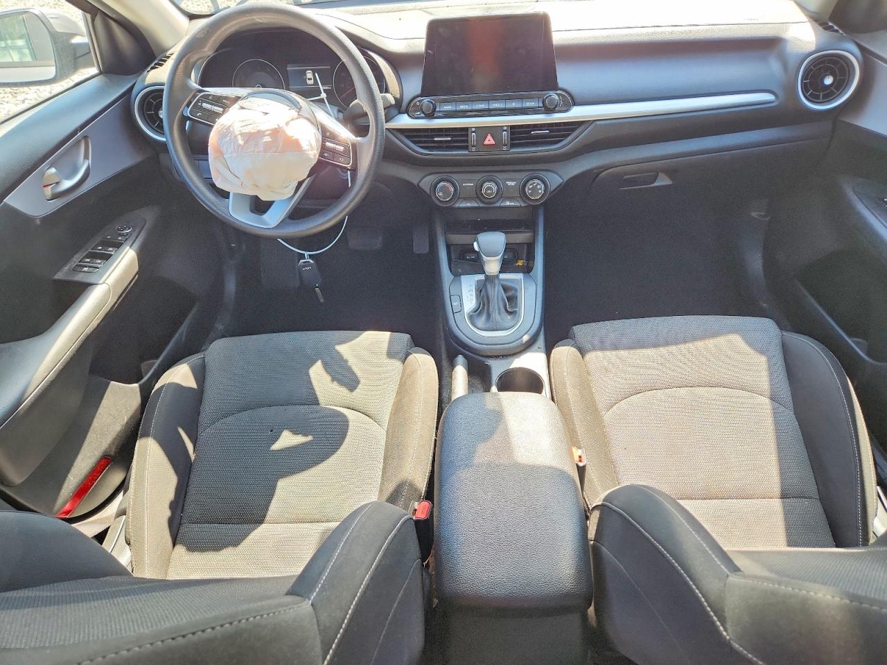 2024 KIA FORTE