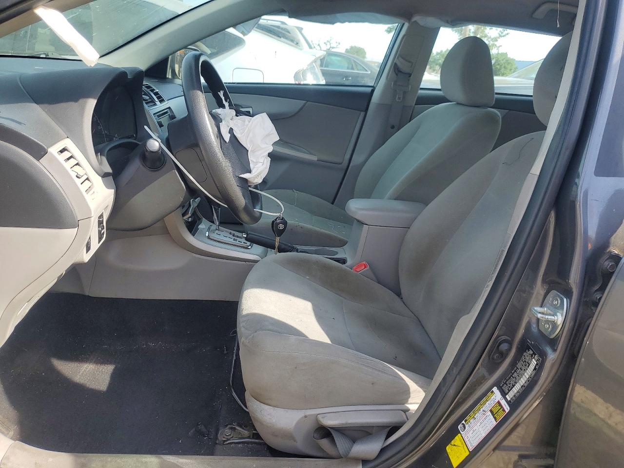 2013 TOYOTA COROLLA