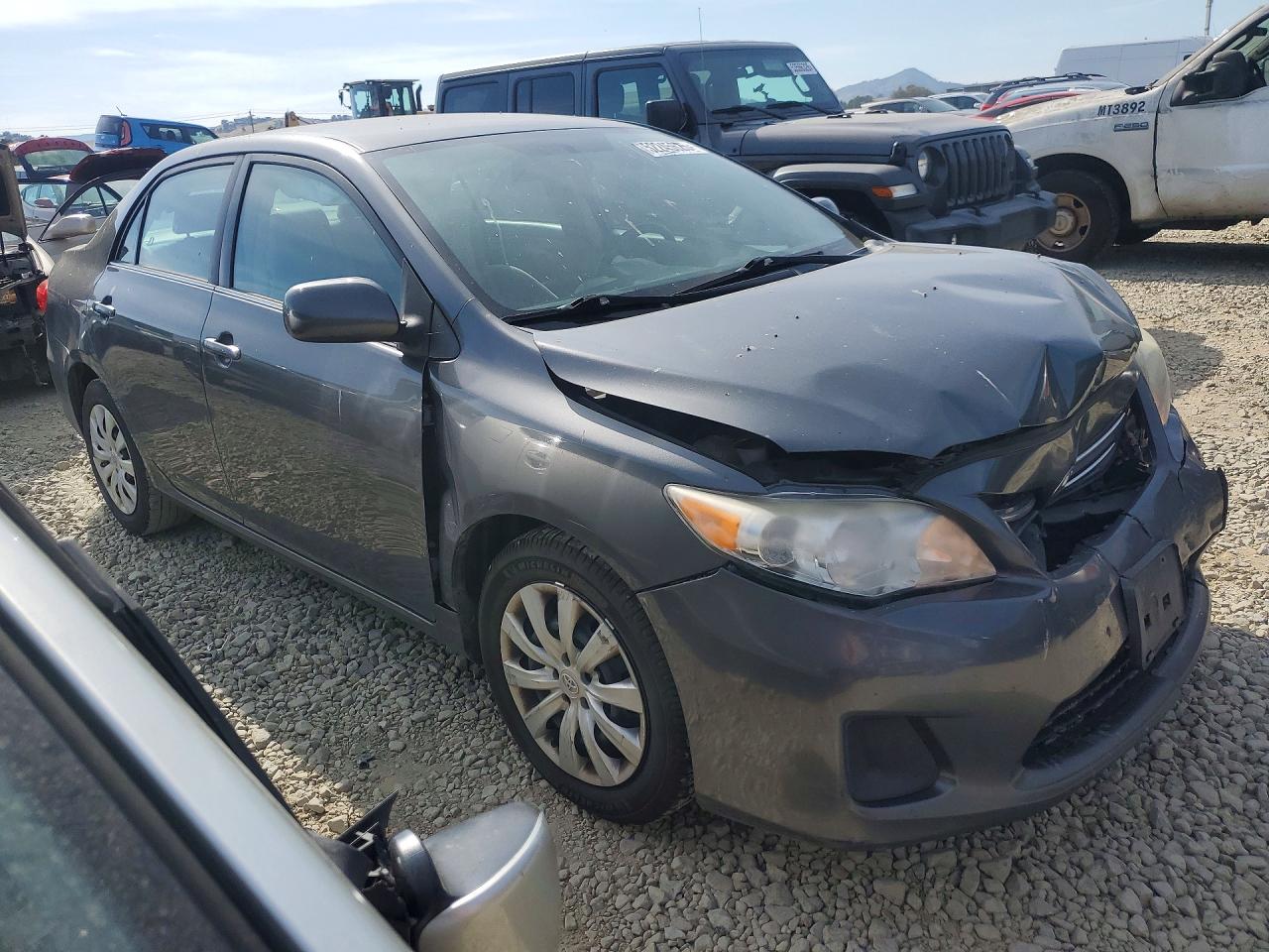 2013 TOYOTA COROLLA