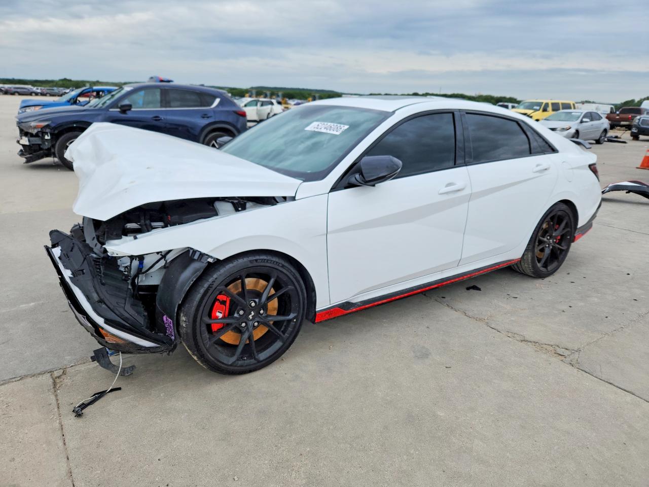 2025 HYUNDAI ELANTRA