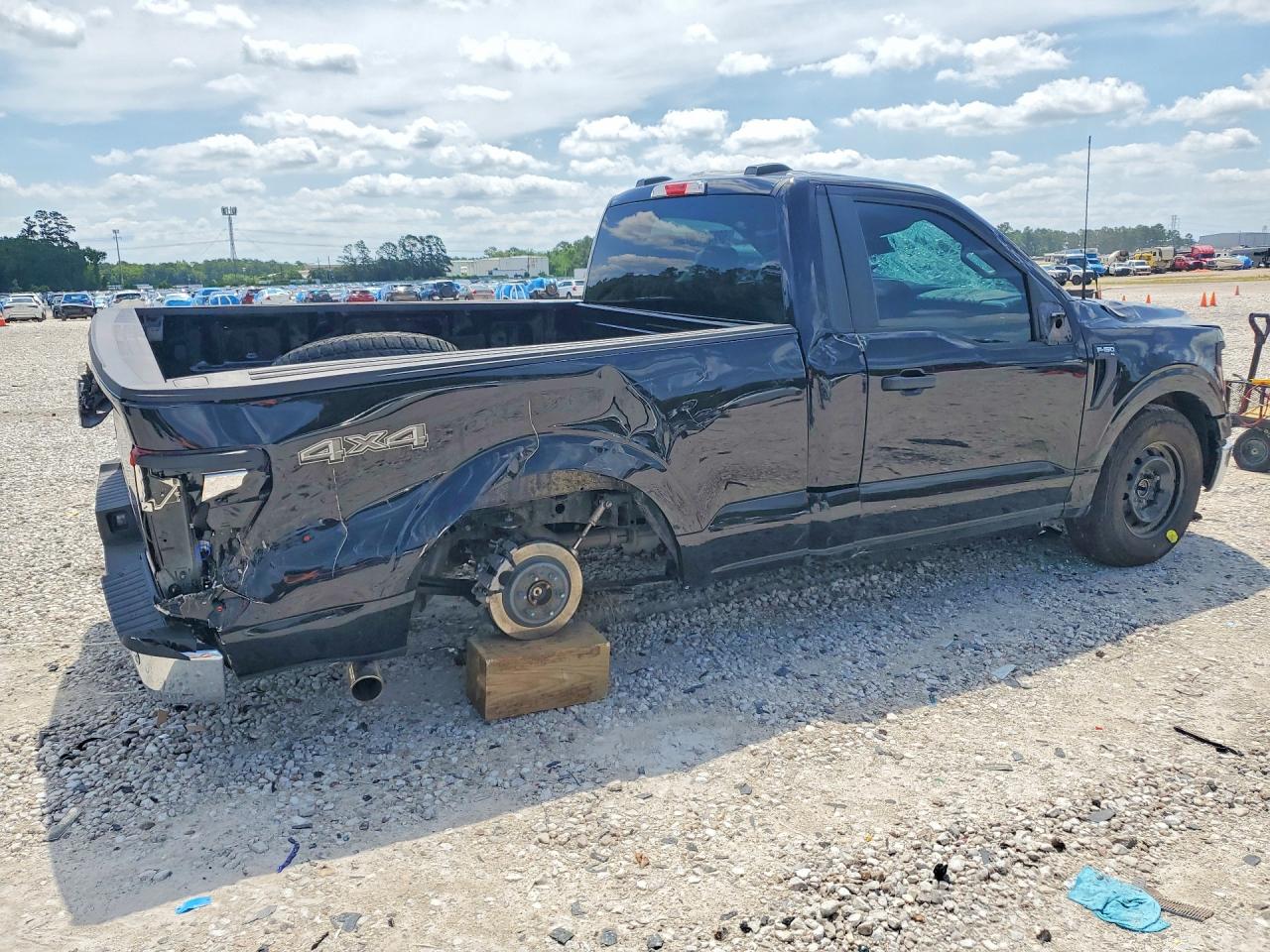 2025 FORD F150