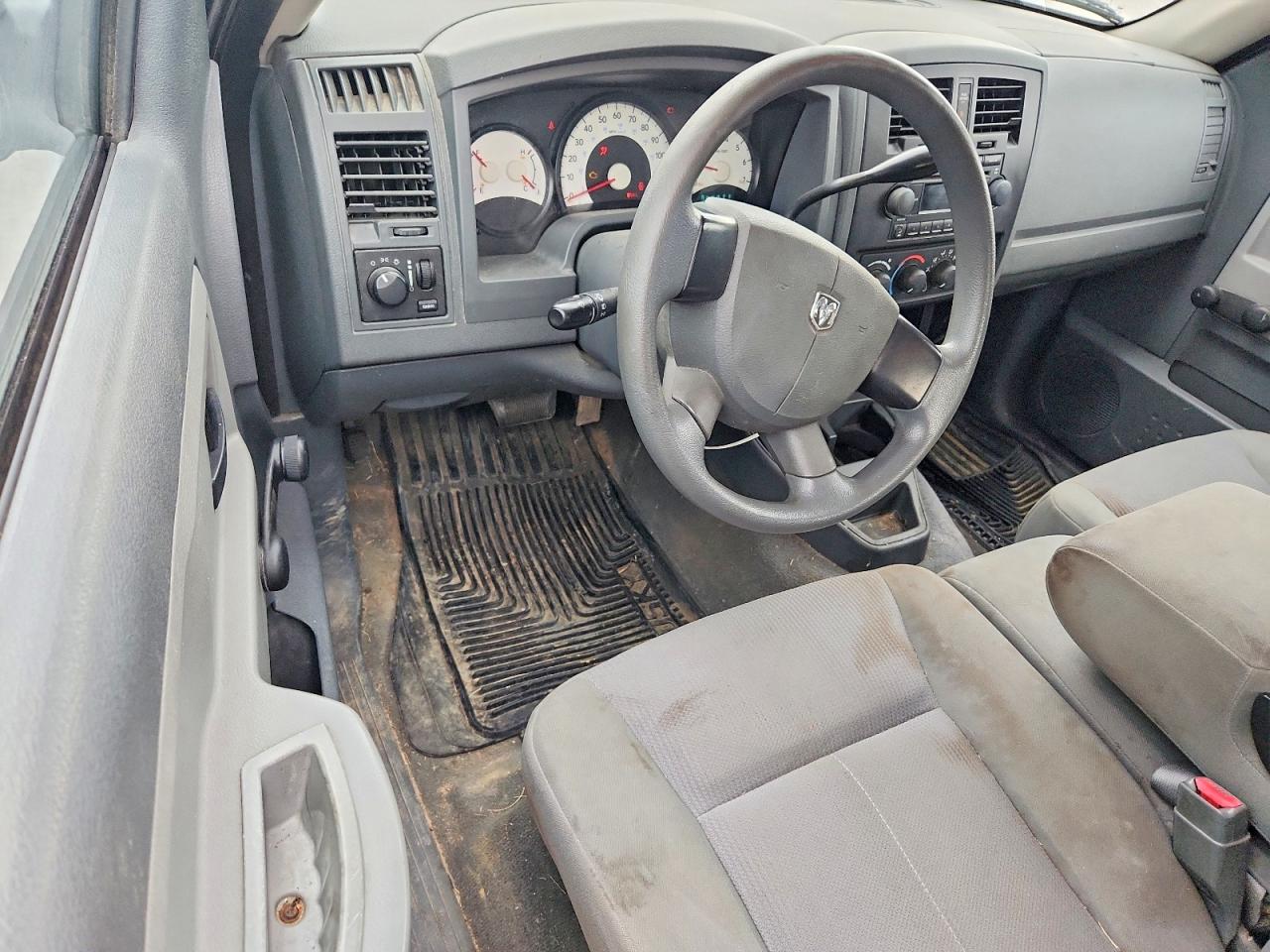 2006 DODGE DAKOTA