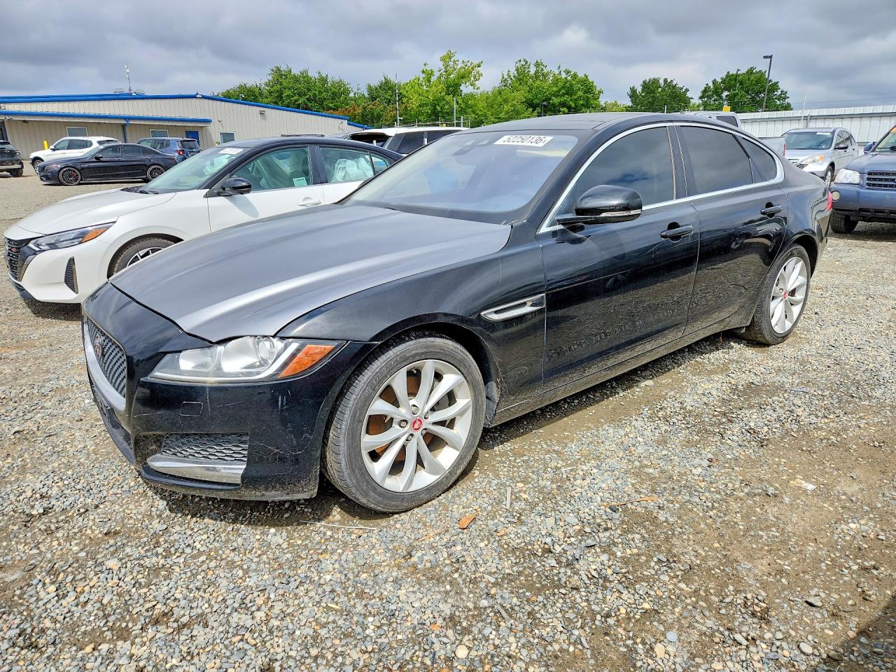 2017 JAGUAR XF