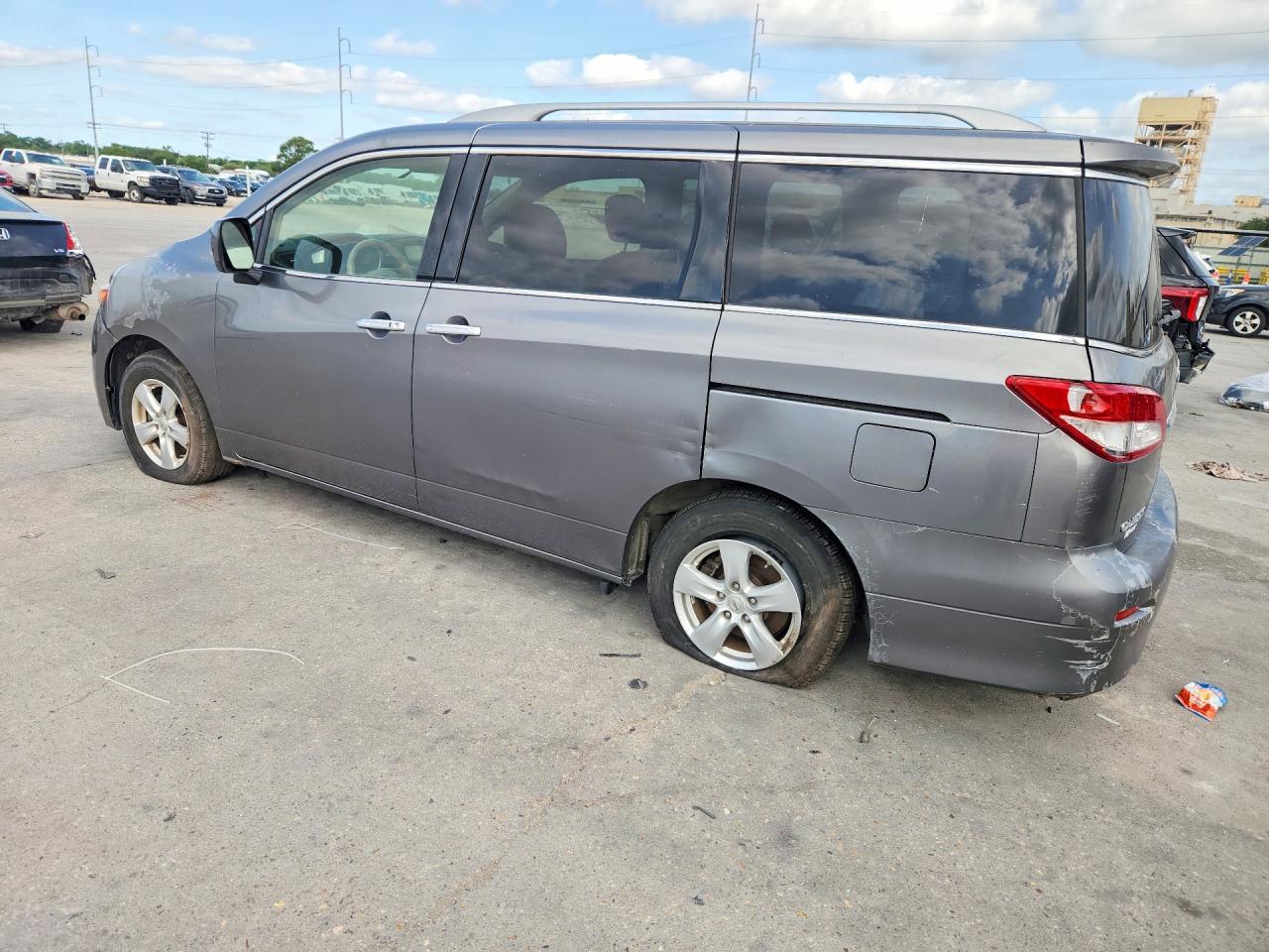 2016 NISSAN QUEST
