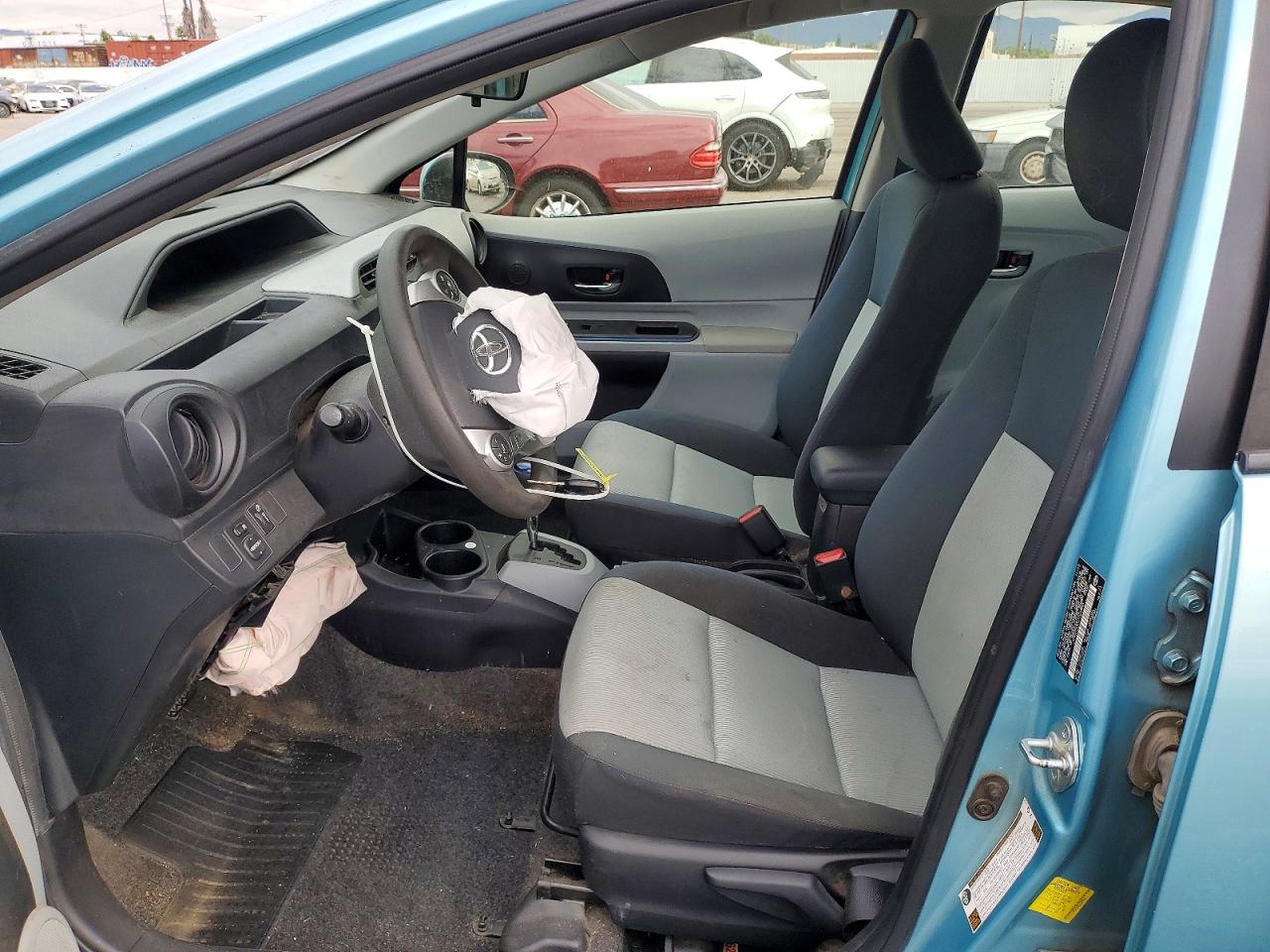 2012 TOYOTA PRIUS