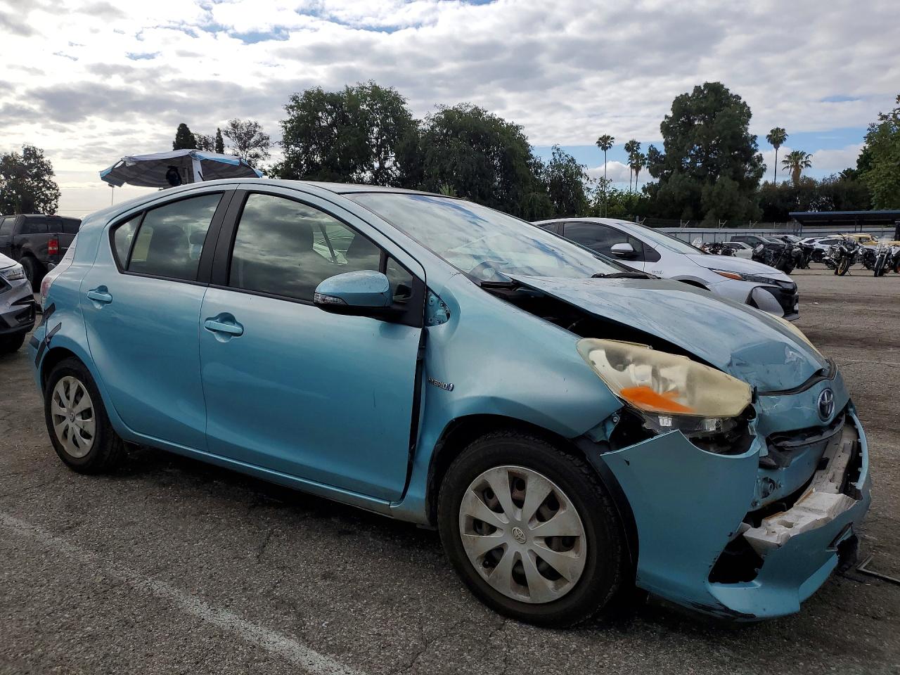 2012 TOYOTA PRIUS
