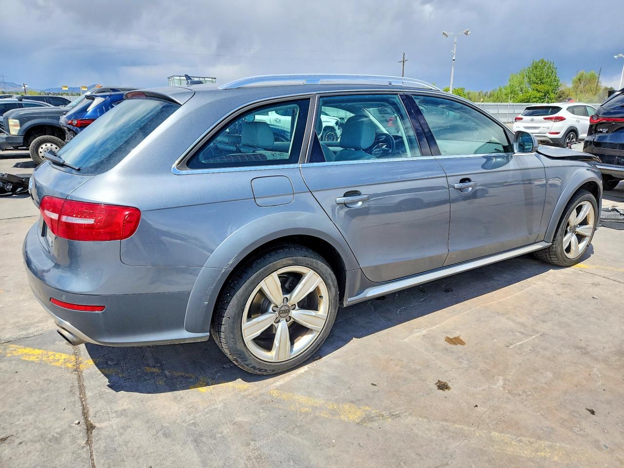 2013 AUDI A4