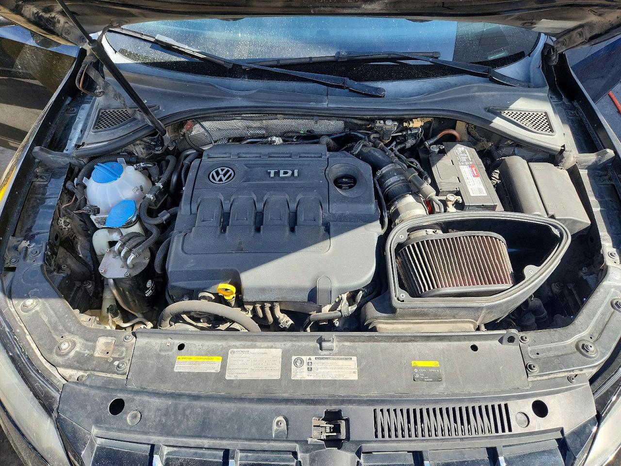 2015 VOLKSWAGEN PASSAT